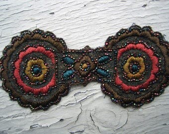 Antique Embroidered Tulle Applique with Metallic Thread Accents (Ref: A-3185/3 Box 1)