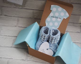 gender reveal gift box/pregnancy announcement booties/grandparents gift/baby shower gift/gender reveal booties/gender neutral gift