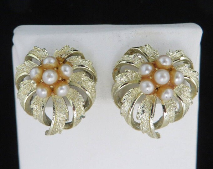 Coro Faux Pearl Earrings, Vintage Champagne Gold Screw Back Earrings, Bridal Jewelry, Gift for Her