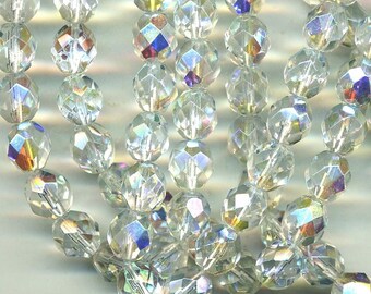 10 Perles de Bohème 8 mm Aurore Boréale (irisé)