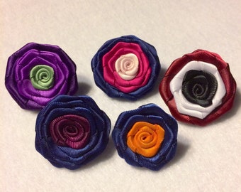 Bailey Flower Lapel Set