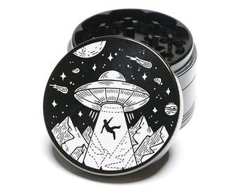 Laser Engraved Herb Grinder - Beam Me Up Space Aliens 4 Piece Aluminum Grinder GW122