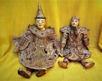 Burma puppets from the early twentieth century, wooden brown puppet brocade silk glass, 1930/40