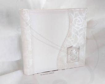Baby Photo album / Baptism / Christening / White Faux Leather / Angel / Classic Album / Scrapbooking / Family album / Laminated Silver Angel