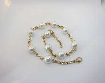Modern pearl chain, faux pearl necklace, gold ivory silver, limited edition, elegant necklace, modern necklace, handmade jewelry,