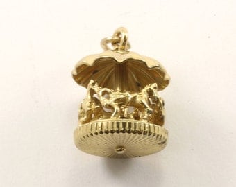 Vintage Gold Toned Carousel Pendant 925 Sterling Silver PD 2350