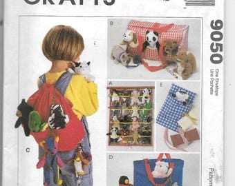 Uncut, Bean Bag Animal Accessories, McCalls Crafts 9050, Tote Bag, Wall Organizer, Backpack, Sleeping Bag, Fits Beanie Babies, Tote Carrier