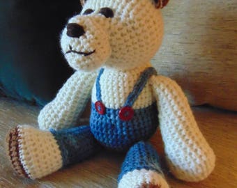 Crocheted teddy bear stuffed animal doll toy "Jeremy"