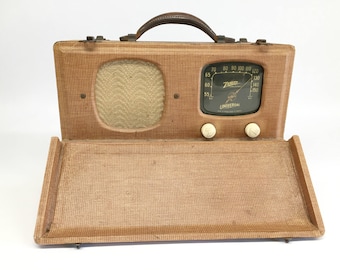 Vintage Radio, Zenith Radio, Zenith Tube Radio, Zenith 5G500 Radio, Music Studio Decor, Portable Radio, Zenith Wavemagnet Radio