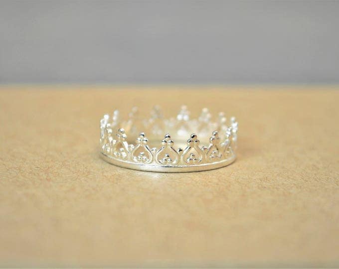 Dainty Silver Crown Ring, Princess Crown Ring, Princess Ring, Tiara Ring, Queen Ring, Sterling Crown Ring, Silver Princess Ring, Silver Ring
