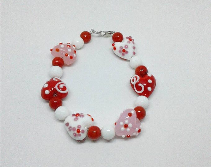 Red White Pink Bead and Heart Design Beaded Bracelet.