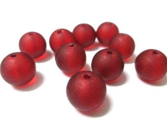 10 frosted red glass beads 12mm (N-38)