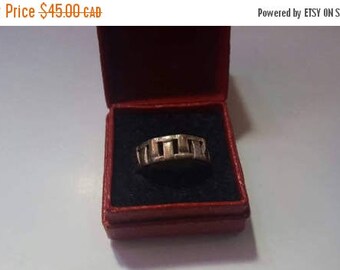 ON SALE Vintage Sterling Silver Ring