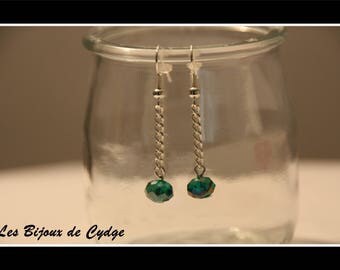 Earring chain and emerald green faceted bead