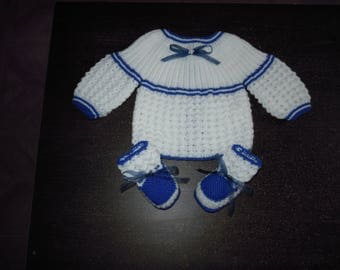 set shirt and baby booties size 1 month