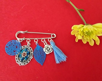 Safety blue Pom Pom flower cabochon pin brooch