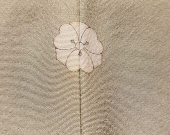 New - Summer One Crest Shoken Silk Homongi Kimono - Spring Green