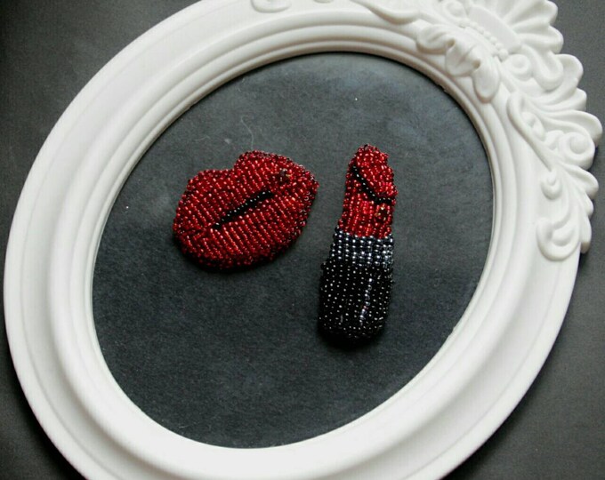 Sexy brooch-lips, lip set and lipstick. Lipstick Pin, Embroidered Brooch Romantic Beaded pink Brooch, Small Gift for Her, Jewelry for Women