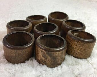 ON SALE Vintage Wooden Napkin Rings / Set of 8 / 1 1/2 inches in diameter / 1 1/8 inches wide / smooth beveled edge / wood / could be embell