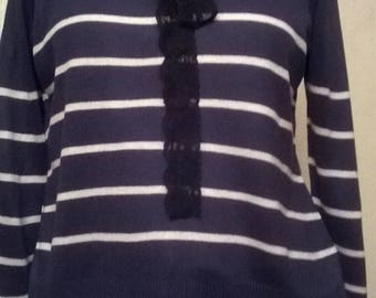 Sweater sleeves three quarter lace collar