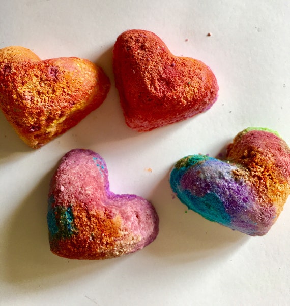 Beautiful bath bomb/ mini bath bomb/ Mini Rainbow Love bath
