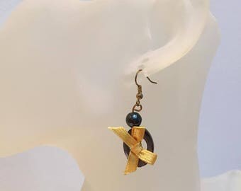 Black bow Pearl Earrings yellow