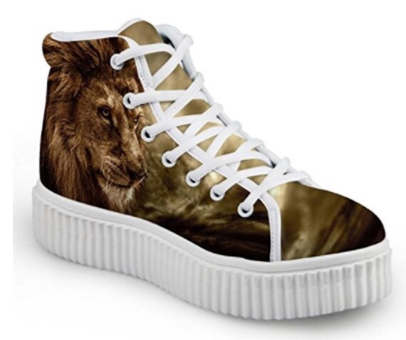 shoes with lion head on back