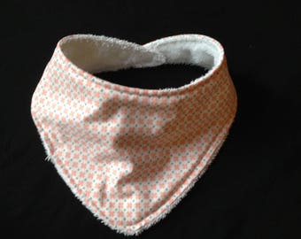 Bandana bib reversible geometric patterns: fashion and practical!