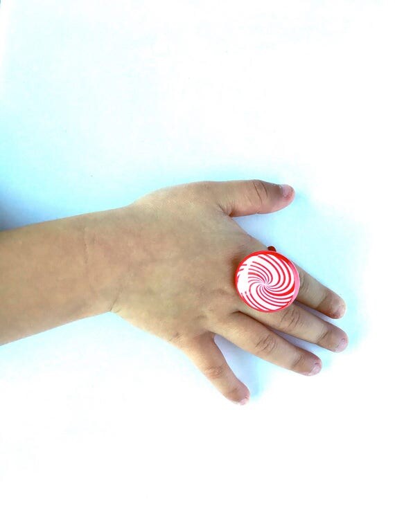 Captain Underpants rings One individual Hypno Ring Party