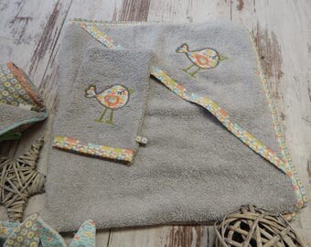 Bath and washcloth embroidered bird