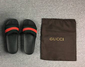 gucci flip flops size 5