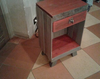 Schwimmende Nachttisch