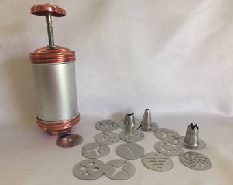 Copper and Aluminum Cake Decorator