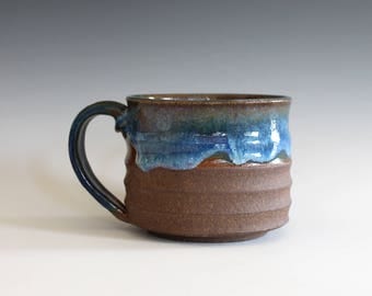 Coffee mug pottery, 17 oz, handthrown ceramic mug, stoneware pottery mug, unique coffee mug