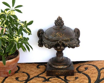 Vintage Bookend Casual Home Style Decorating Book Shelf Collection Elegant Decoration Set the Mood