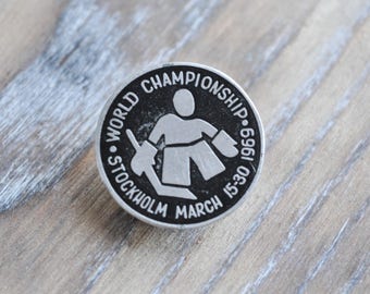 Vintage Sweden badge,pin."Ice hockey-World Championship 1969"