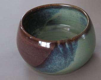 Medium Spaniel bowl, ceramic dog dish, pottery pet bowl