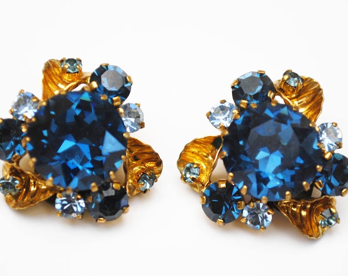 Blue Rhinestone Earrings - Clip on earrings - Mid Century - blue Crystal Gold plated - Floral flower earring