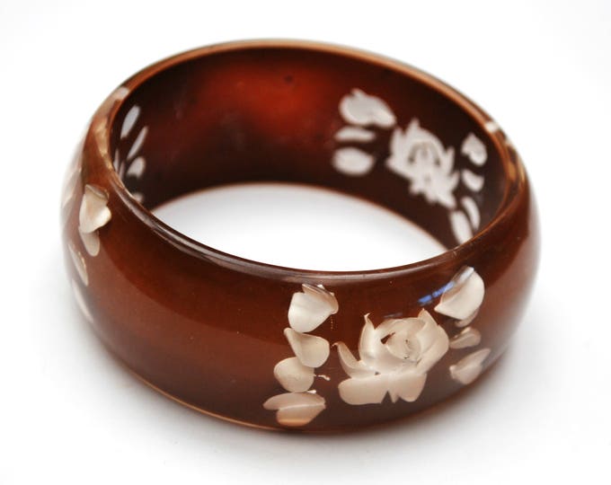 Wide Brown White Flower Bangle - Reversed Carved - molded white Intaglio floral - Brown Lucite bracelet