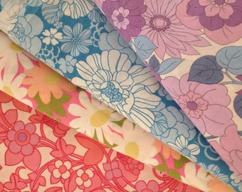 SALE vintage fabric bundle // retro cotton floral 1960 1970 fat quarter vintage bed sheet UK seller