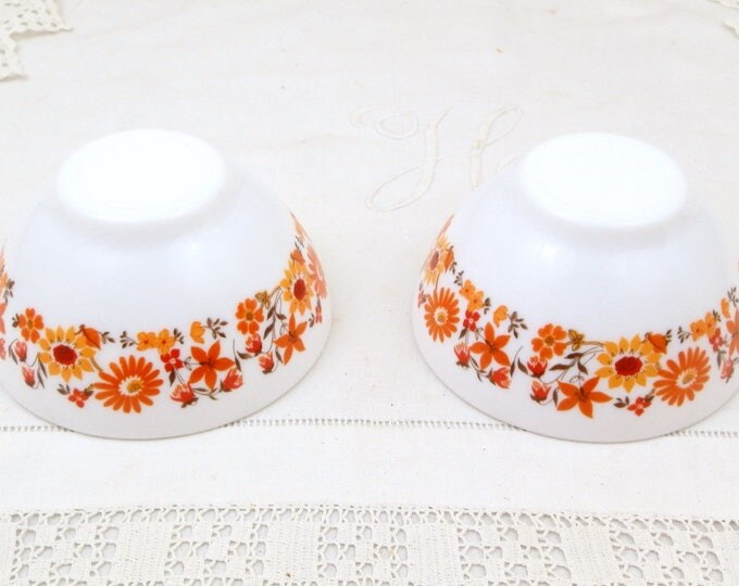 2 Vintage White Milk Glass French Coffee Bowls. Pair Arcopal Bowl with Orange Flower Pattern from France, 1960s / 1970s Retro Kitchenware 2 Vintage White Milk Glass French Coffee Bowls. Pair Arcopal Bowl with Orange Flower Pattern from France, 1960s / 1970s Retro Kitchenware