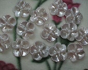 5 beads, flower, 2,7 x2, 7cm (249)