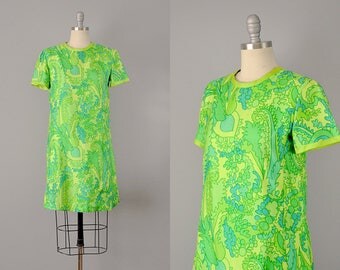 60s Dress // 1960’s Green Paisley Silk Mini Dress // Medium