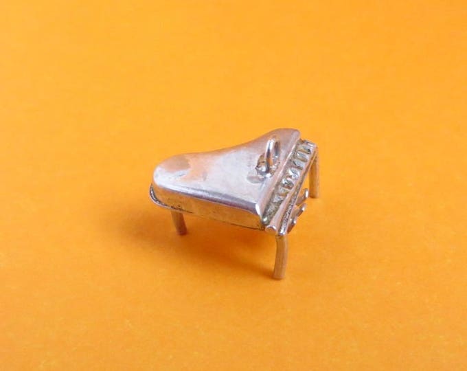 Sterling Piano Charm - Vintage 3D Grand Piano Charm, Pendant, Gift Idea