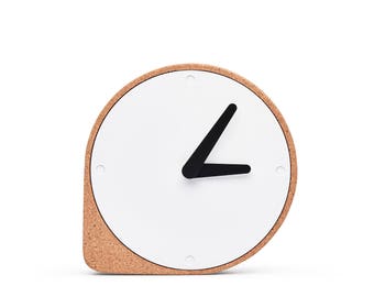 CLORK - Puik - Design - Amsterdam - Klok - Kurk - Staal - Tijd - Uniek - Natuurlijk - Inspiratie - Woonkamer - Minimalistisch