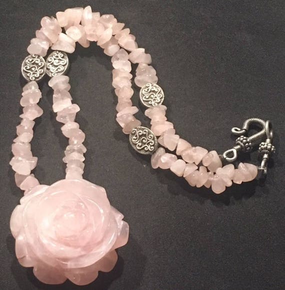 Handcrafted Rose Quartz Gemstone Carved Rose Flower Necklace