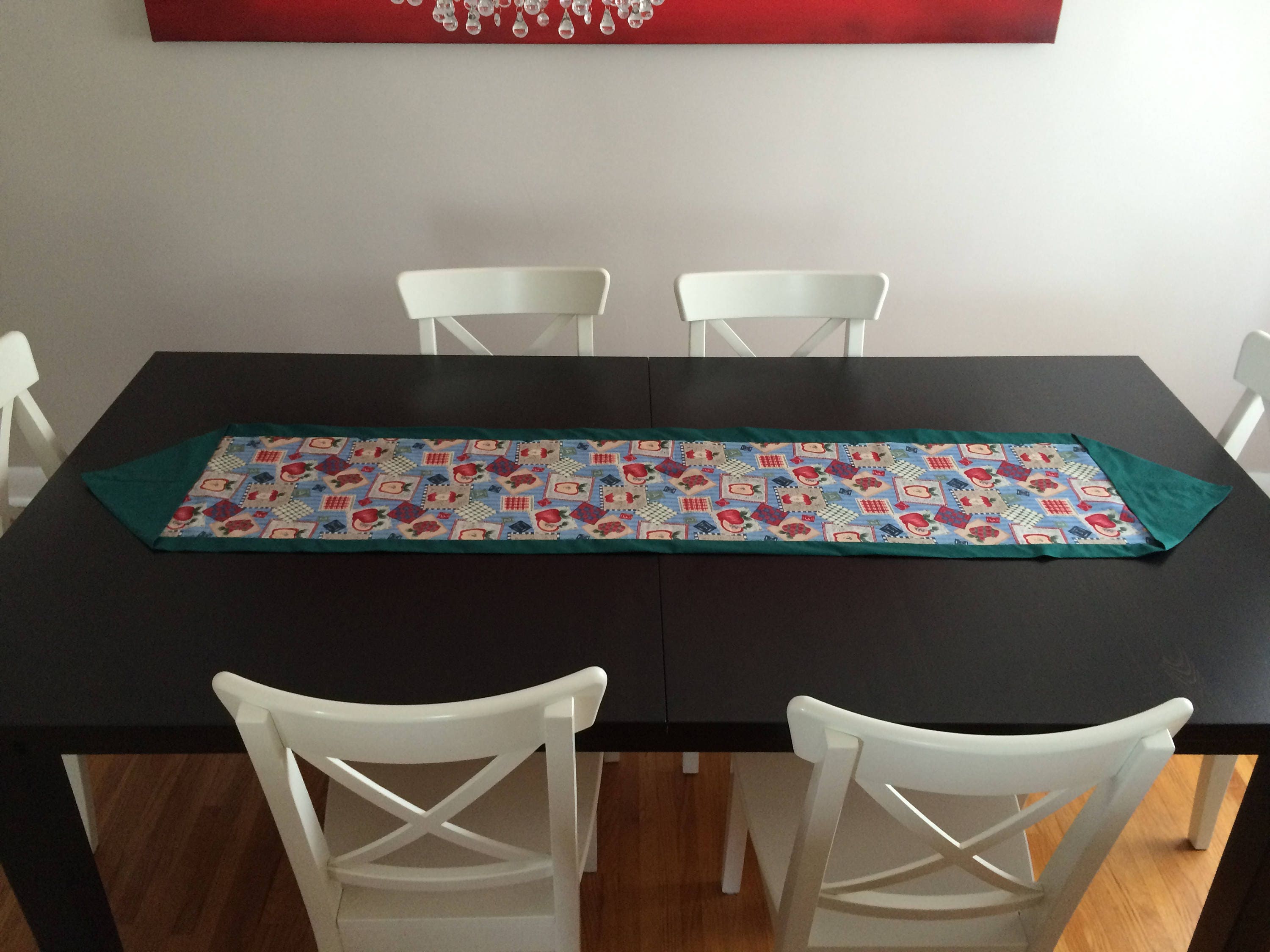 kitchen table runner decor