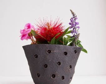 Handmade black dot pottery vase, black ceramic vase, black pottery cactus planter, pottery planter, Black flower vase, pottery plant pot