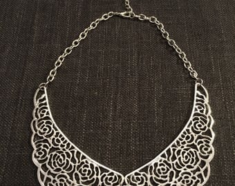 Beautiful Silver Coloured Peter Pan Collar Necklace with Adjustsble Chain