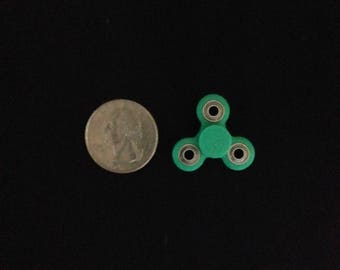 Mini Fidget Spinner, Hand Spinner, Small Desk Toy